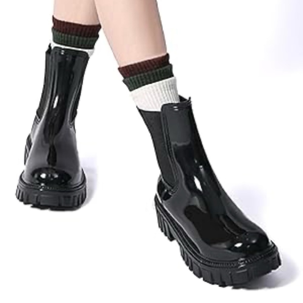 CUSHIONAIRE Black Patent Leather Chelsea Lug Sole Slip On Ankle Boot